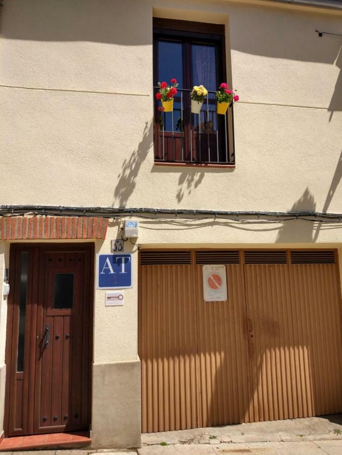 Caces Apartamento Ciudad Monumental מראה חיצוני תמונה